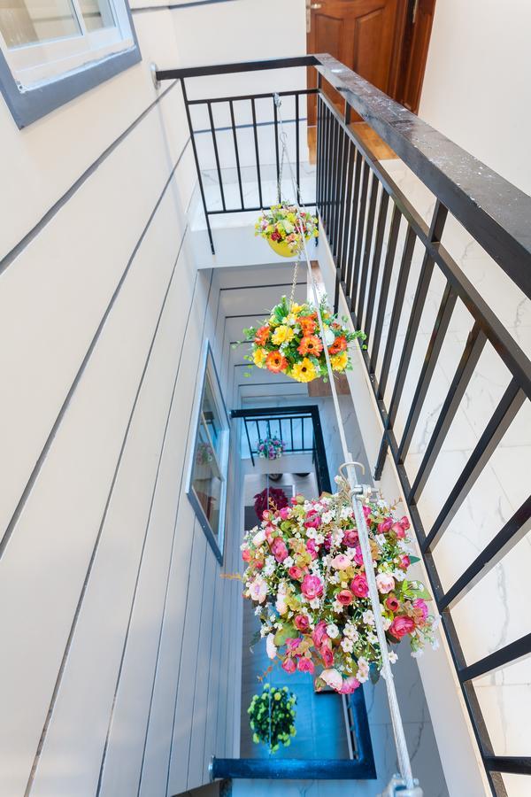 Auhome- Minimalist Apartment Ho Chi Minh City Exterior photo