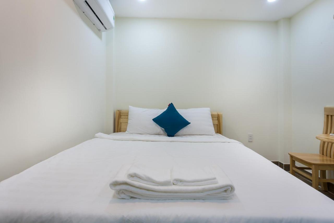 Auhome- Minimalist Apartment Ho Chi Minh City Exterior photo